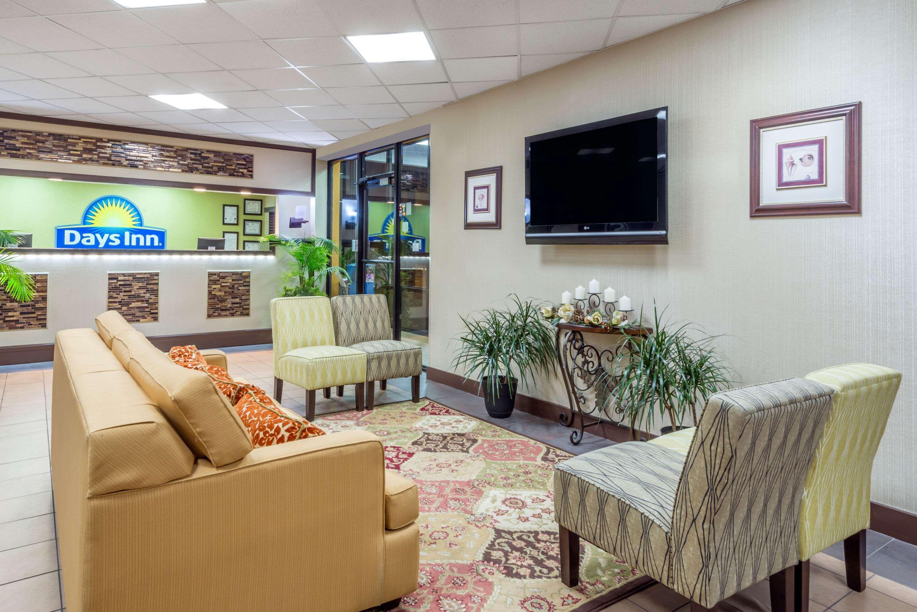 Days Inn By Wyndham Knoxville East Екстер'єр фото